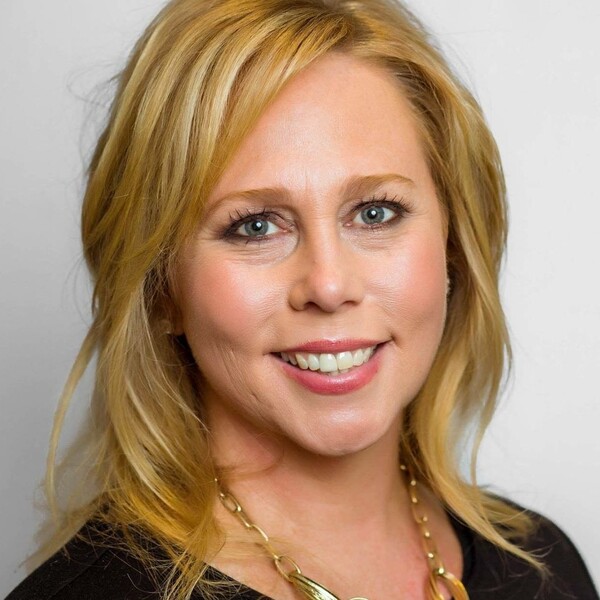 Amy Fenton