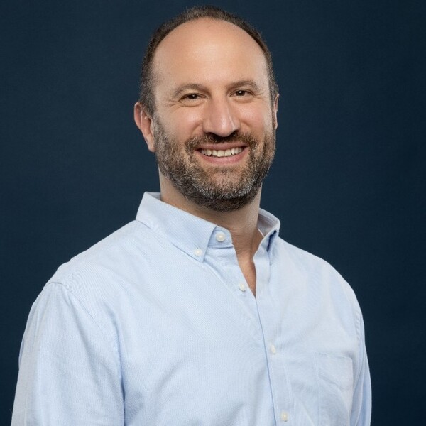 Craig  Levine