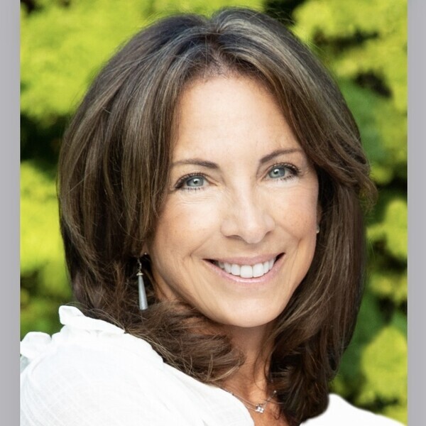 Lois Backon